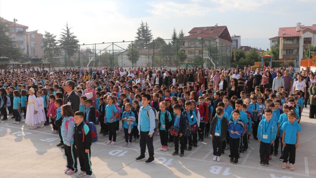 بداية العام الدراسي الجديد في تركيا