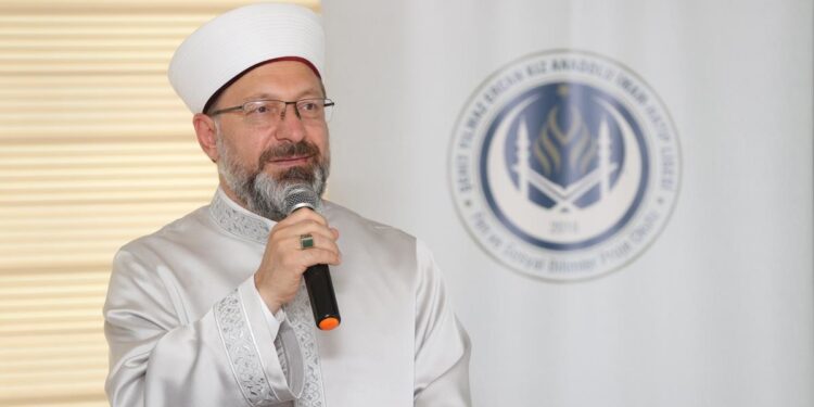 علي أرباش - رئيس الشؤون الدينية في تركيا