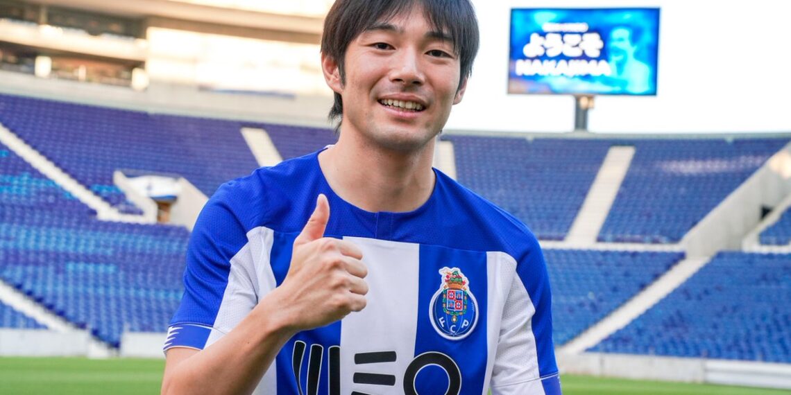 ناكاجيما اللاعب الياباني