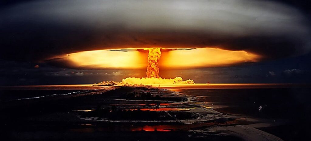 صورة تعبيرية عن التجارب النووية