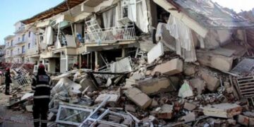 عاجل: مصرع 920 شخص بين تركيا وسوريا جراء الزلزال