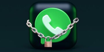 بالصور: كيف تحصل على نسخة إحتياطية مشفرة من واتساب