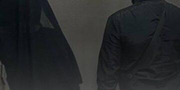 ايقاف فتاة اسيوية تعمل بصالون حلاقة