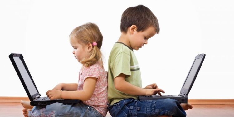 طرق معالجة إدمان الأطفال على الألعاب الإلكترونية