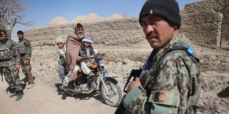 عاجل: مقتل أسرة من 7 أفراد في أفغانستان