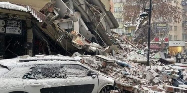 وفاة سعودية مفقودة في تركيا بسبب الزلزال
