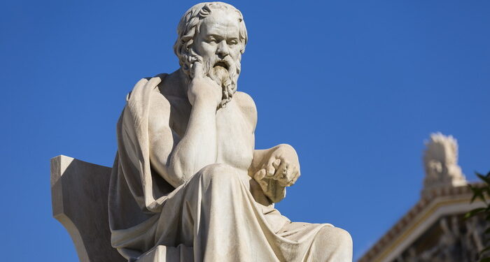 من هو سقراط الفيلسوف