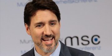 كندا.. 75 ألف دولار لمن يتحول جنسياً
