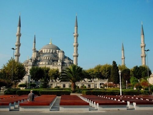 نمساوي يعتنق الاسلام بتركيا