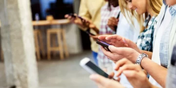 أفضل هاتف ذكي 2023