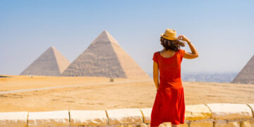كم بلغ عدد السياح في مصر 2023