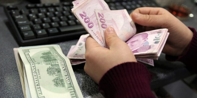 زيادة في الضرائب وتتريك الهواتف والتأشيرات والإقامة بتركيا