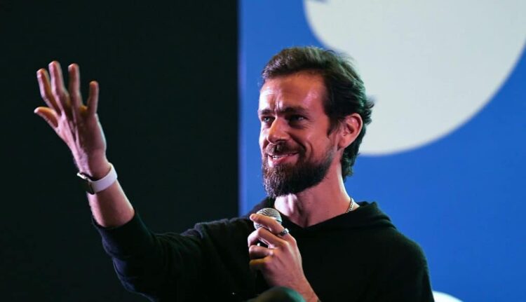 مؤسس تويتر سابقاً بلا حساب على انستغرام