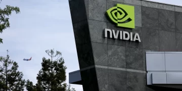 شركة Nvidia‏ تفقد 180 مليار دولار بسبب ضغوطات اقتصادية