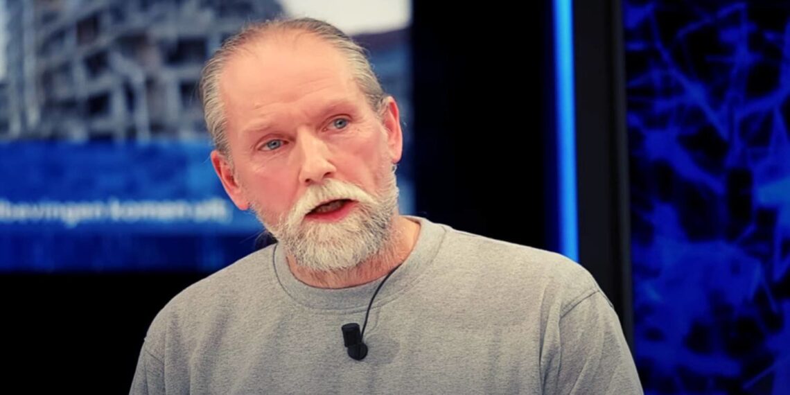 عالم الزلازل الهولندي يترك منصة X غاضباً