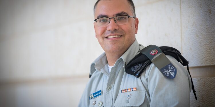 تصريحات خطيرة وخاصة لأفيخاي أدرعي بشأن المدارس والمستشفيات في غزة