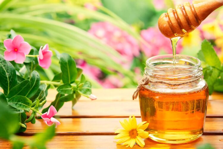 تحذير من الإفراط في تناول العسل