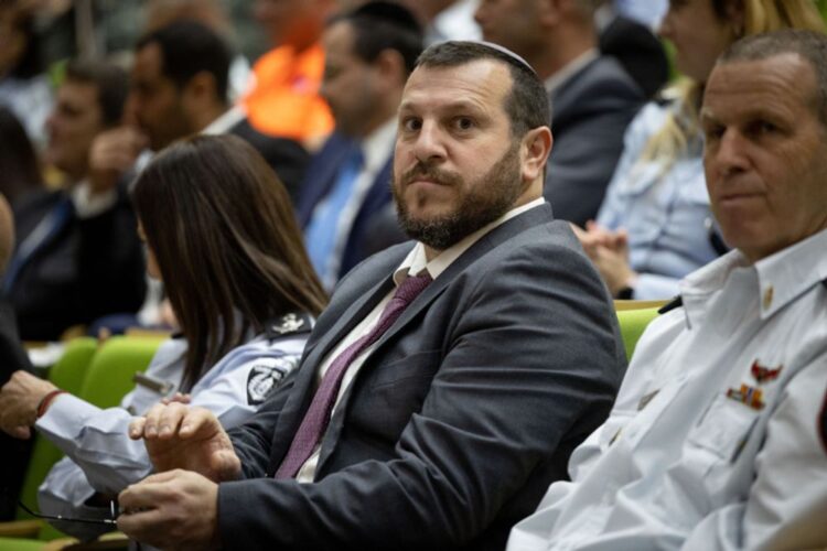 هل يضرب نتنياهو قطاع غزة بالقنبلة النووية