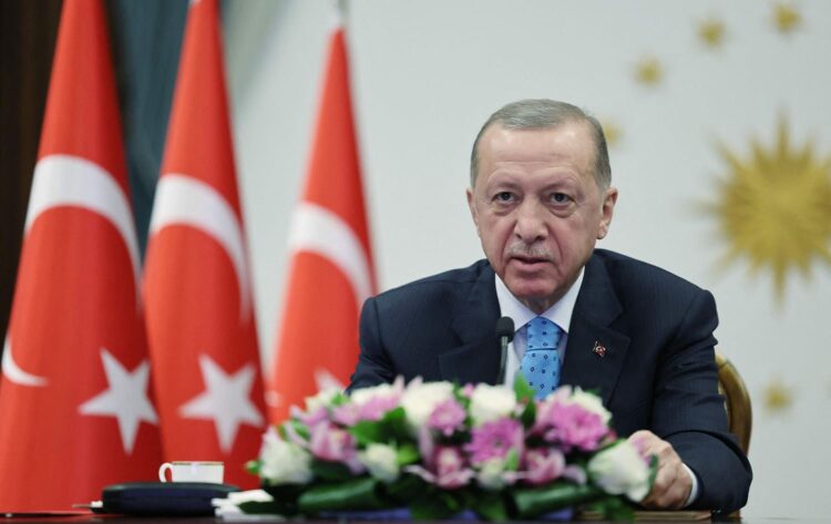 عاجل: أردوغان يصدر قراراً هاماً للطلبة الفلسطينيين في تركيا