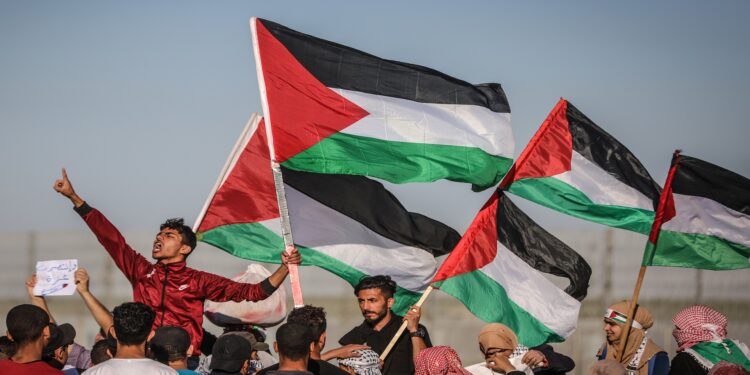 عاجل: عدد شهداء فلسطين يقترب من 14 ألف شخص