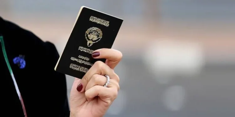 الكويت تسحب الجنسية من 1535 شخص