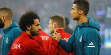 هل ينضم مو صلاح للنصر السعودي!